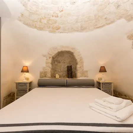 Trulli Piccoli By Raro Villas * Locorotondo