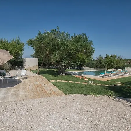 Trulli Piccoli By Raro Villas * Locorotondo
